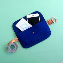 Renske Versluijs - fanny pack BIO kobalt