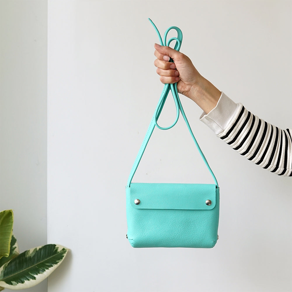 leather handbag mint - renske versluijs