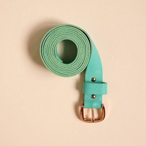 Renske Versluijs - leather belt BIO mint