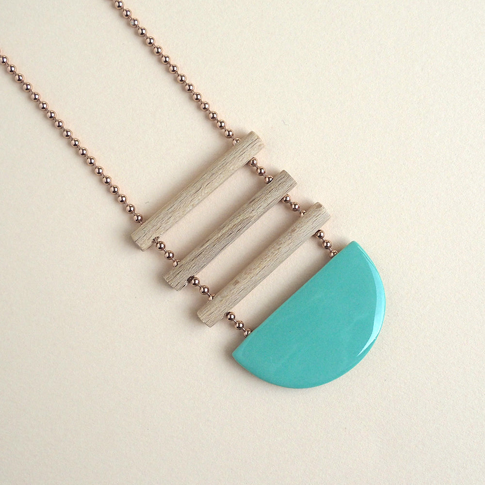 Renske Versluijs - necklace le trois