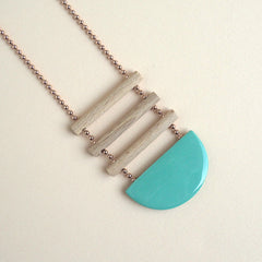 Renske Versluijs - necklace le trois 