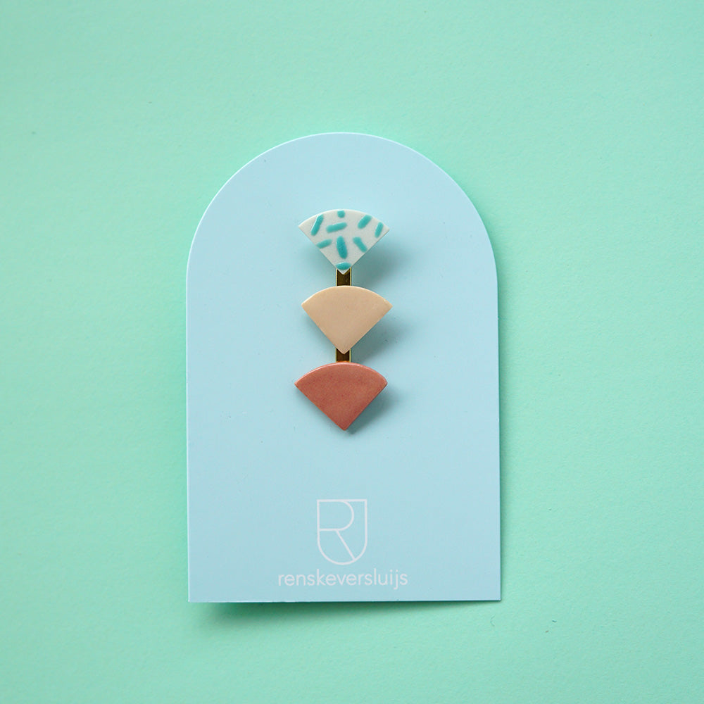 renskeversluijs - porcelain brooch #04 stripes-nude-red