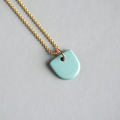 handmade porcelain necklace Eva mint -Renske Versluijs