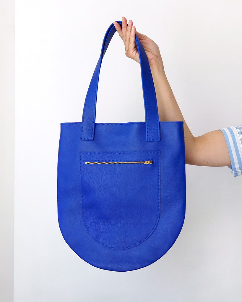 Leather shopper Sam - BIO Kobalt - Renske Versluijs