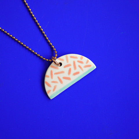 renske versluijs - porcelain necklace mabel red stripes