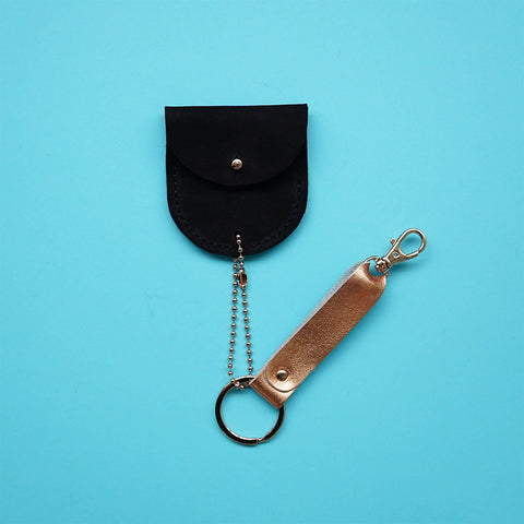 leather keychain black - renske versluijs